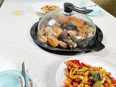 -巧克力渔家.小船海鲜胶东菜(万平口店)