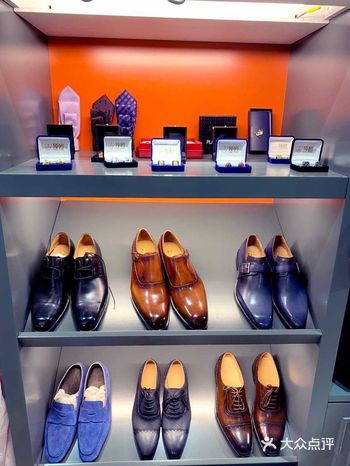 环境非常棒不光可以做西服还有皮鞋腰带