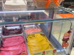 -VENCHI 闻绮(上海佛罗伦萨小镇店)