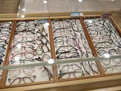 -茂昌眼镜(南京东路店)