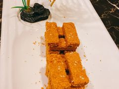 -金陵红鲤鱼餐厅(孝陵卫紫金山店)