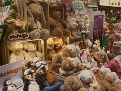 -猫的天空之城概念书店(杭州南宋御街店)