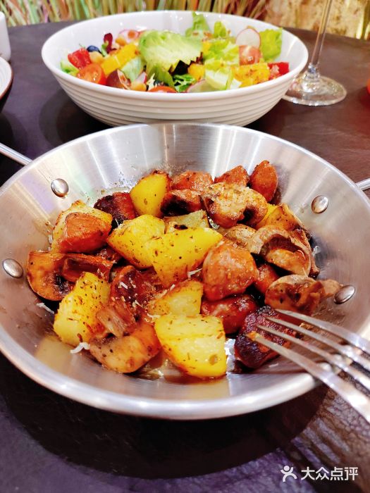 théATRE茶聚场·餐厅(环球金融中心店)图片