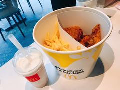 -麦当劳(七宝乐购店)