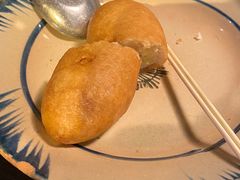 -Cuc Gach Quan Restaurant