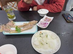 -伊源鼎盛餐饮服务有限公司