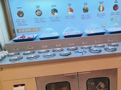 -七欣天香辣蟹火锅(闵行浦江欢乐颂店)