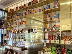 -VENCHI 闻绮(上海佛罗伦萨小镇店)