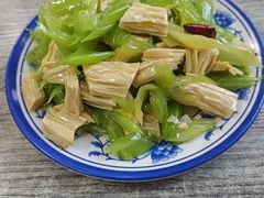 -德宝卤煮店(苹果园大街店)