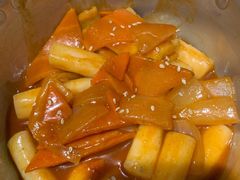 炒年糕-吴草鸡爪오초닭발韩食堂(融恒盈嘉中心店)