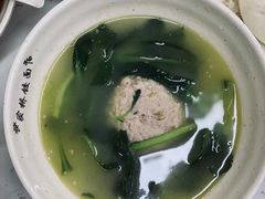 扬州狮子头-蒋家桥饺面店(四望亭路店)