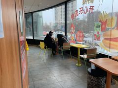 大堂-麦当劳(咸阳人民路店)