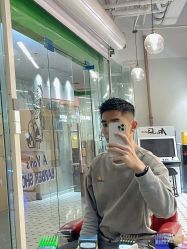 -老男孩男士理容馆·理发·烫染·修面