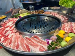 -哈哈碳都·牛肋条无限自助烤肉(台江万达店)
