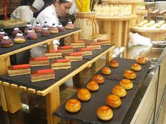 -圣丰索菲特·2 On 988 Café 自助餐厅