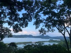 -宝石山
