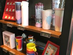 零售区-星巴克(南通海安文峰大世界店)