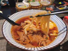 牛肉温泉蛋乌冬面-山上下日本料理(万象城店)