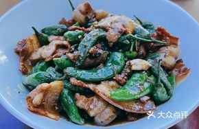 Stir-fried Pork with Wild Chili