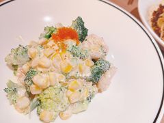 色拉-新太二·鲜料川菜(晶耀前滩店)