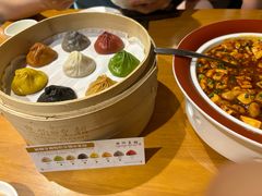-乐忻皇朝(上海中心大厦店)