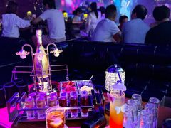 -喜鹊音乐酒馆(西街店)