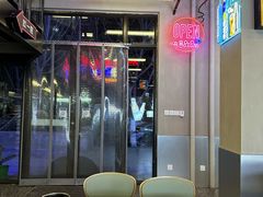 -曹掌柜小酒馆烧烤集团(崂山同兴路店)