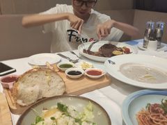 -新月酒店-西餐厅
