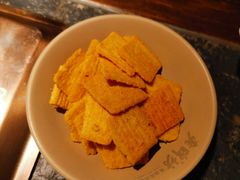 -老牌坊云南鱼豆花火锅(哈西万达店)