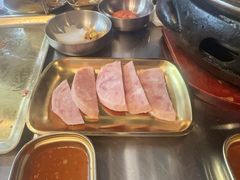-胡悦里韩式烤肉(芝罘万达广场店)