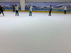 -正佳冰河湾真冰滑冰场