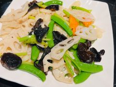 -龙凤点心饼家·39年老字号(松岗店)