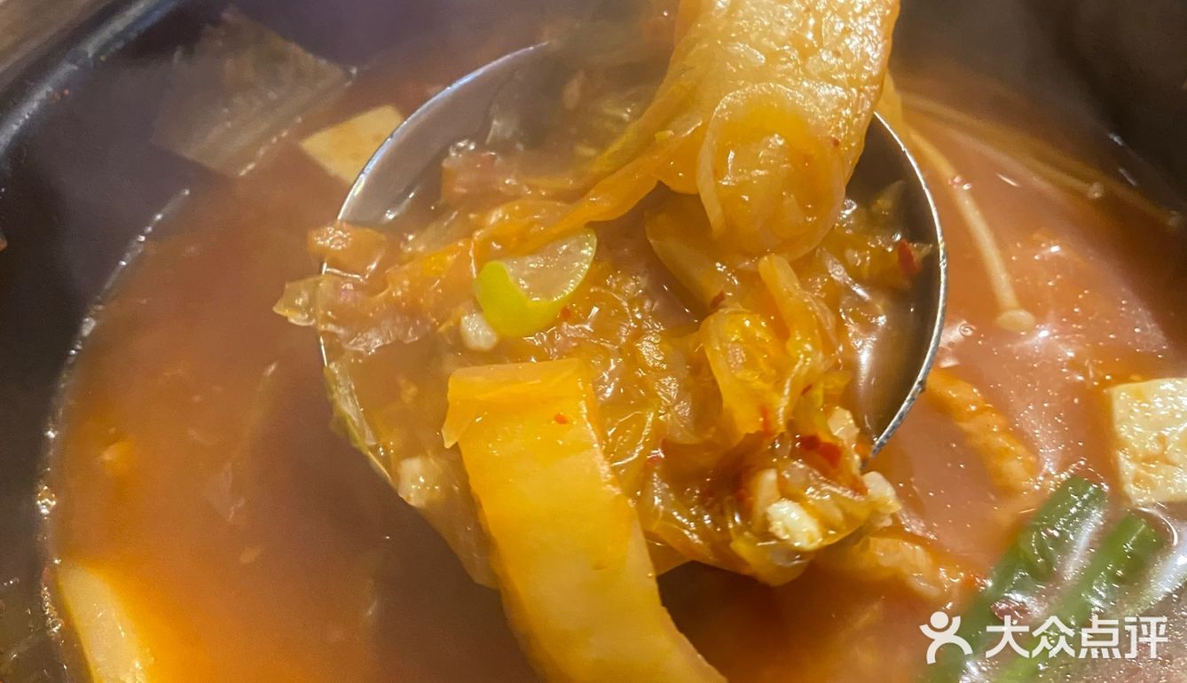 圣诞约会餐厅指南｜九尾壶·炭火烤肉