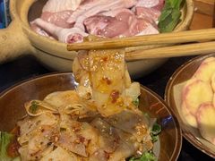 -阿山卓·野生菌火锅·纳西火塘烤肉