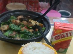 黄焖鸡米饭-峰味香.酱香米线.黄焖鸡(定西路店)