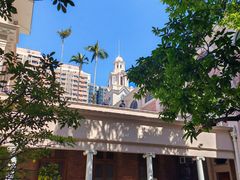 -香港大学