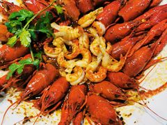 -海底捞火锅(杭州滨江九宜城店)