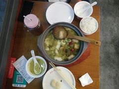 -周鱼小馆石锅酸菜鱼(活力汇店)