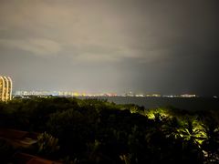 -三亚湾海居铂尔曼度假酒店