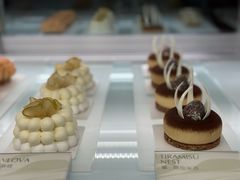 -潮一不贰·法式甜品·生日蛋糕·西式简餐(外滩店)