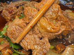 -大众跷脚牛肉馆·非遗传承单位(峨眉山店)