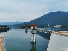 -十三陵水库