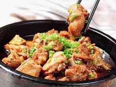 -九锅一堂酸菜鱼(万达广场店)