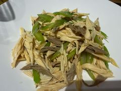 西芹拌双竹-伊喜饺子·烤鸭(五道口学院路店)