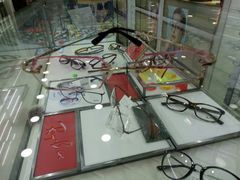 -独秀眼镜(潜阳路一中店)