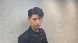 -变画·发型STUDIO