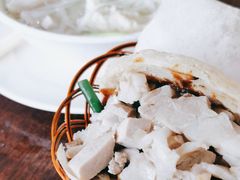 -金卯白肉罩火烧