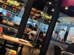 门面-Tubestation站点比萨(高新万达ONE店)