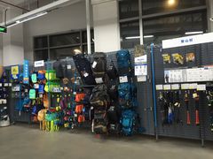 -迪卡侬(观山店)