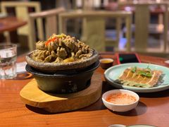 石锅手打牛肉丸-潮堂(环球金融中心店)